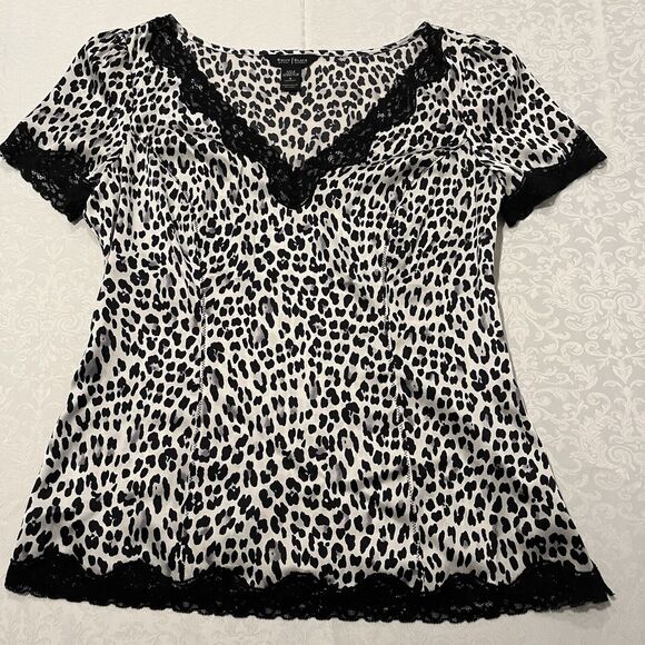 White House Black Market Tops - White House Black Market Sz 6 Animal Print Silk Lace Blouse/Top Side Zip Stretch